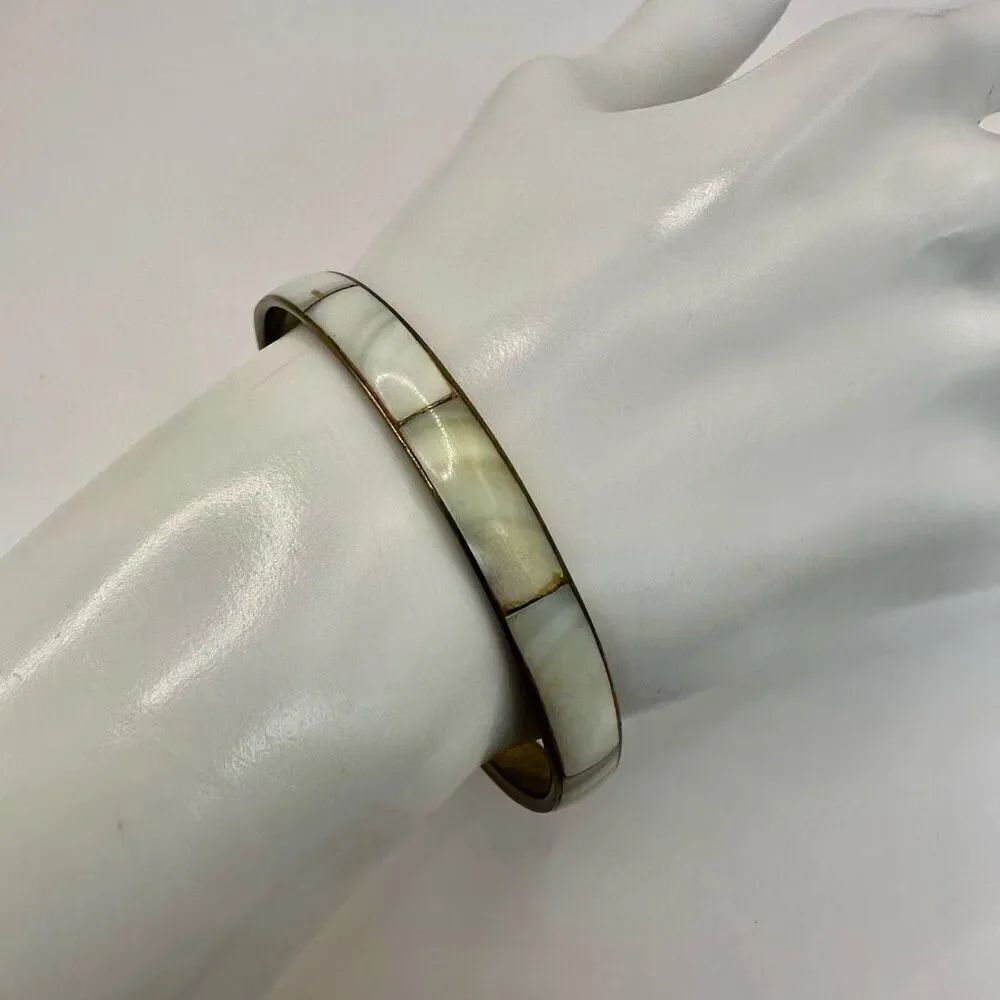 Abalone bangle bracelet - Picture 5 of 7